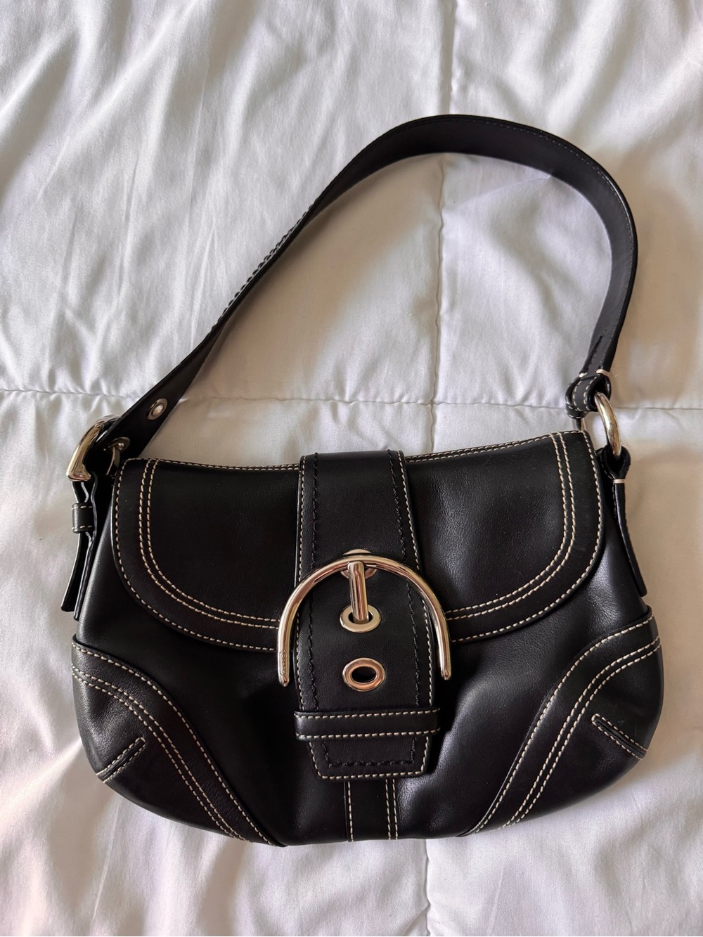 Vintage Coach Soho Black Buckle Leather Shoulder Bag